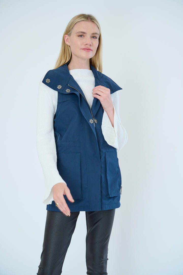 Anorak Journey Vest