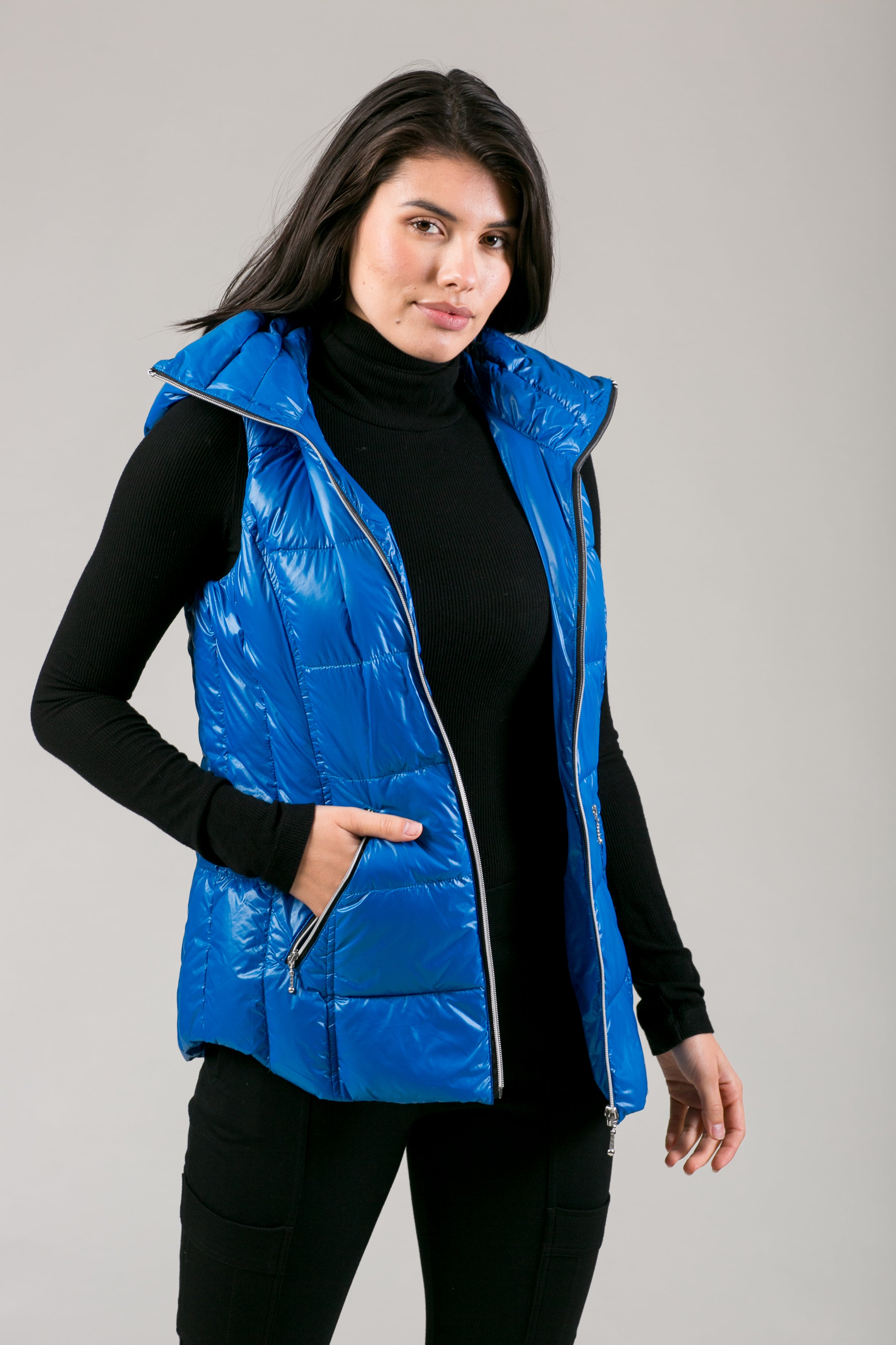 Short Hooded Quilted Vest – MyAnorak